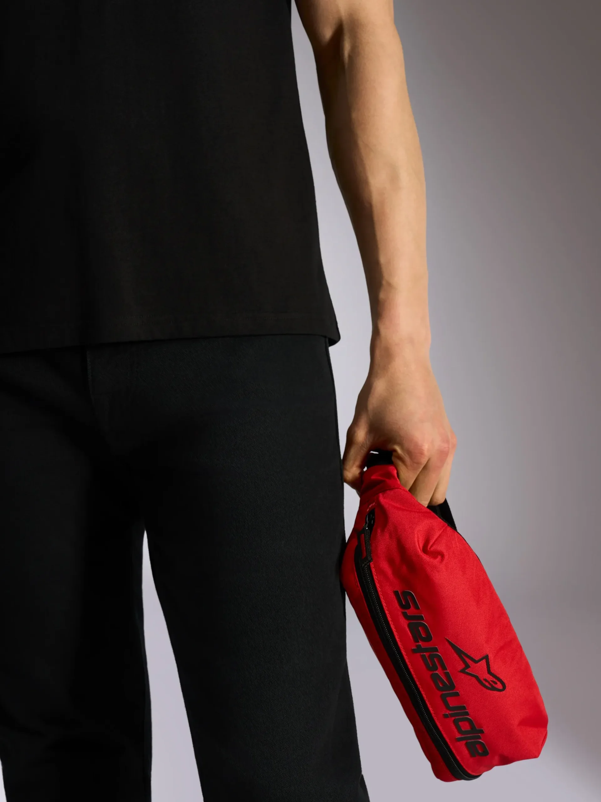 Only Linear Hip Bag