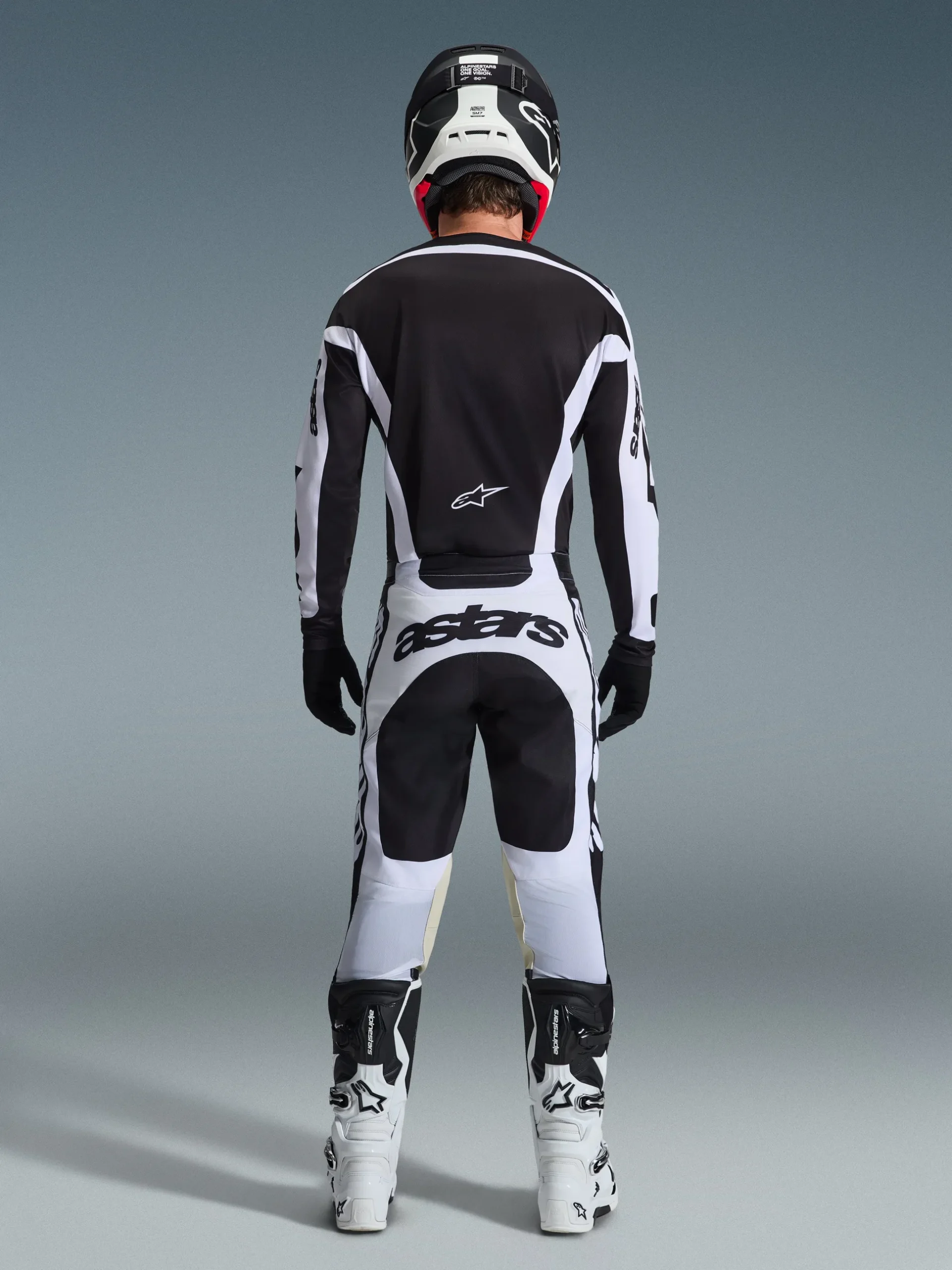 2026 Racer Riway Gear Set