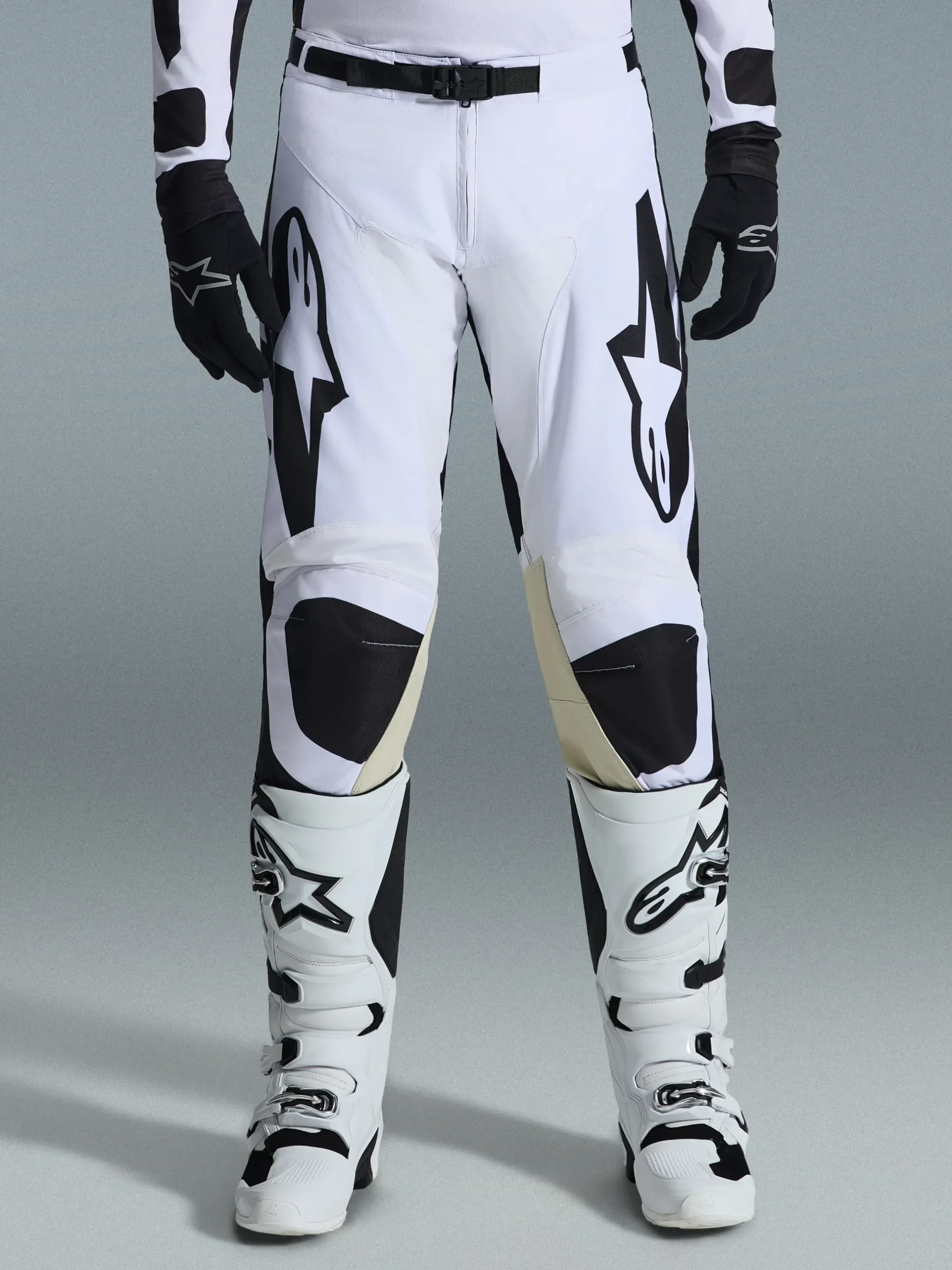 2026 Racer Riway Gear Set