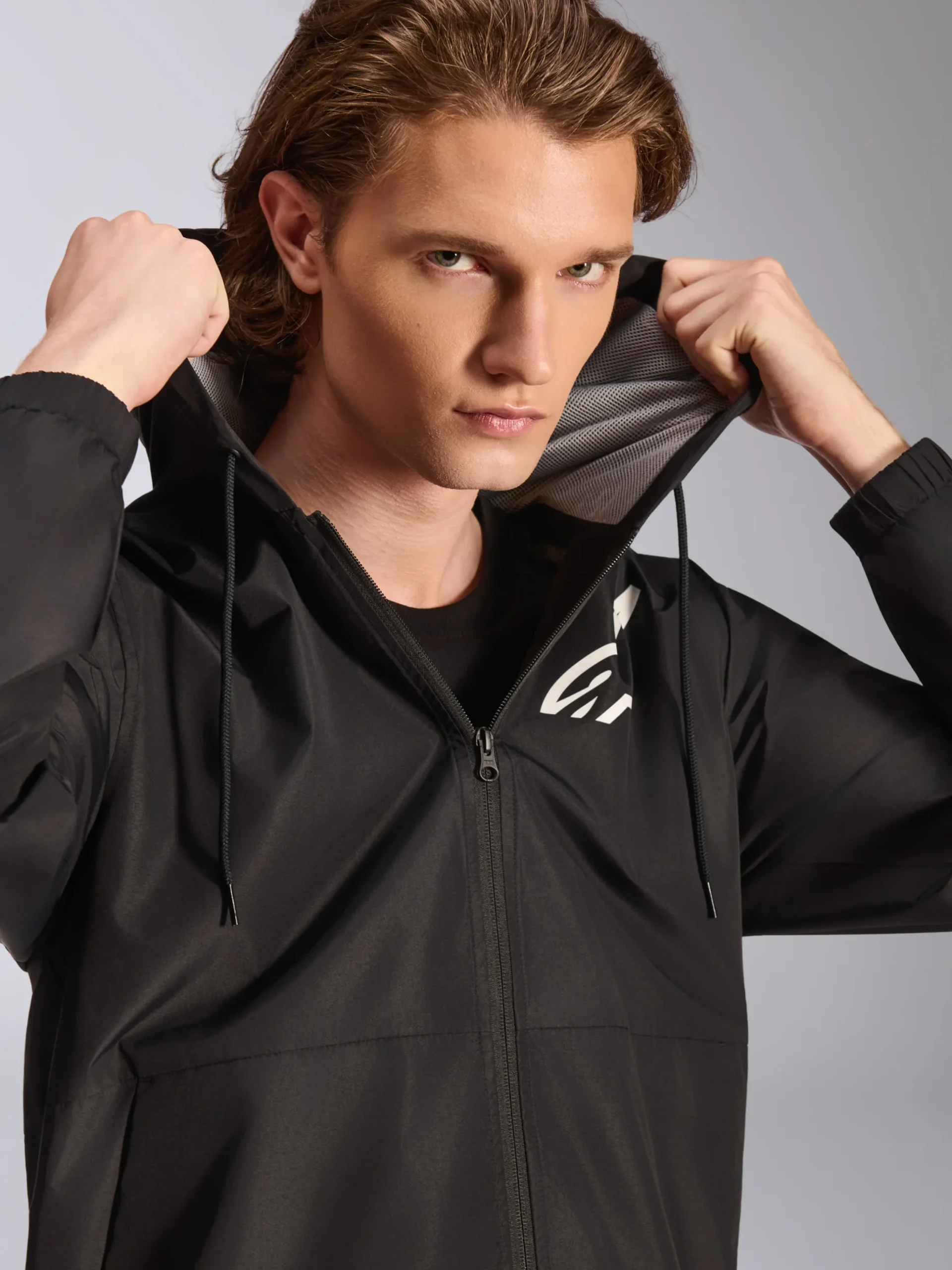 Speeder Chromium Windbreak Jacket