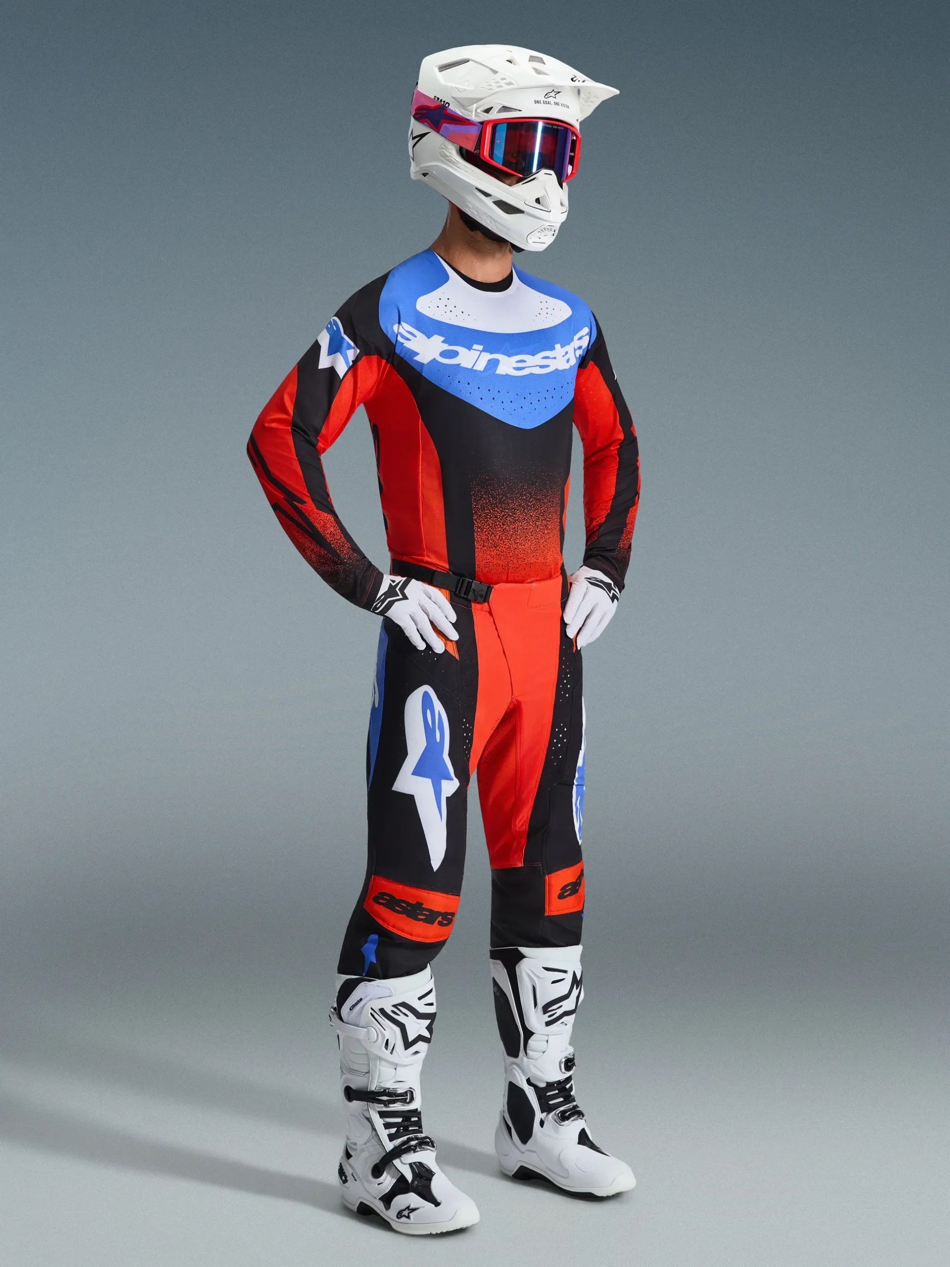 2026 Techstar Knif Gear Set
