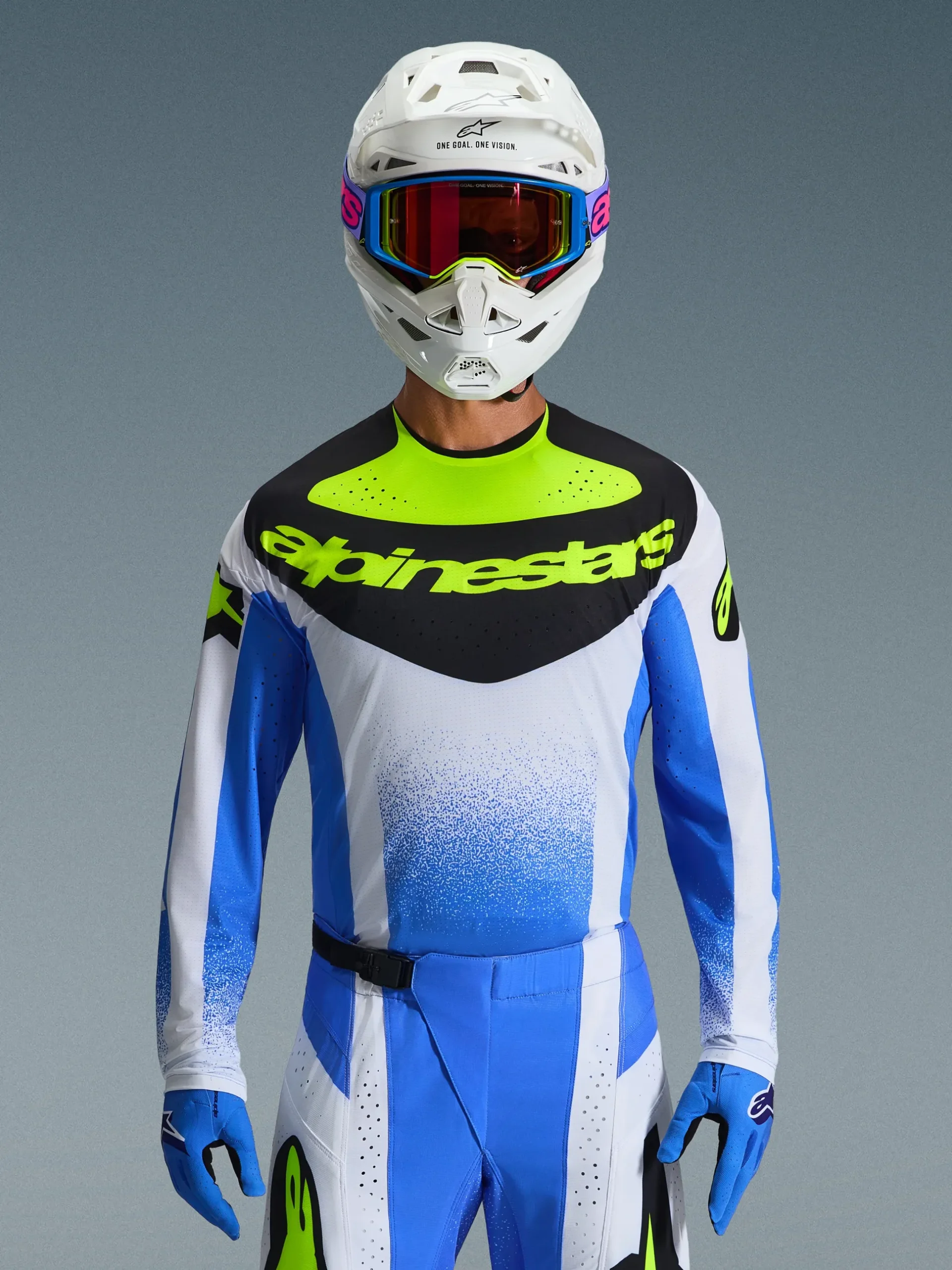 2026 Techstar Knif Gear Set
