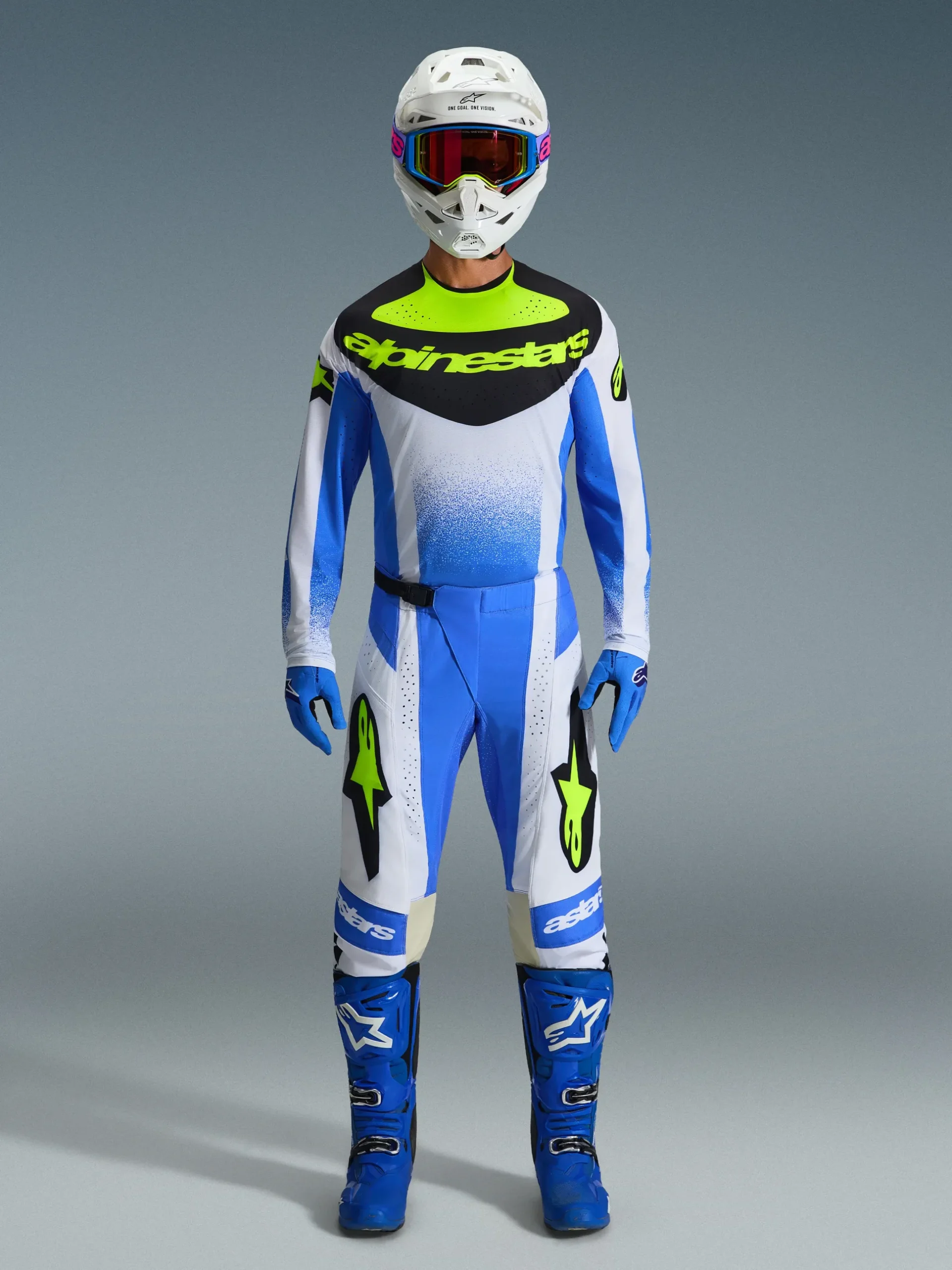 2026 Techstar Knif Gear Set