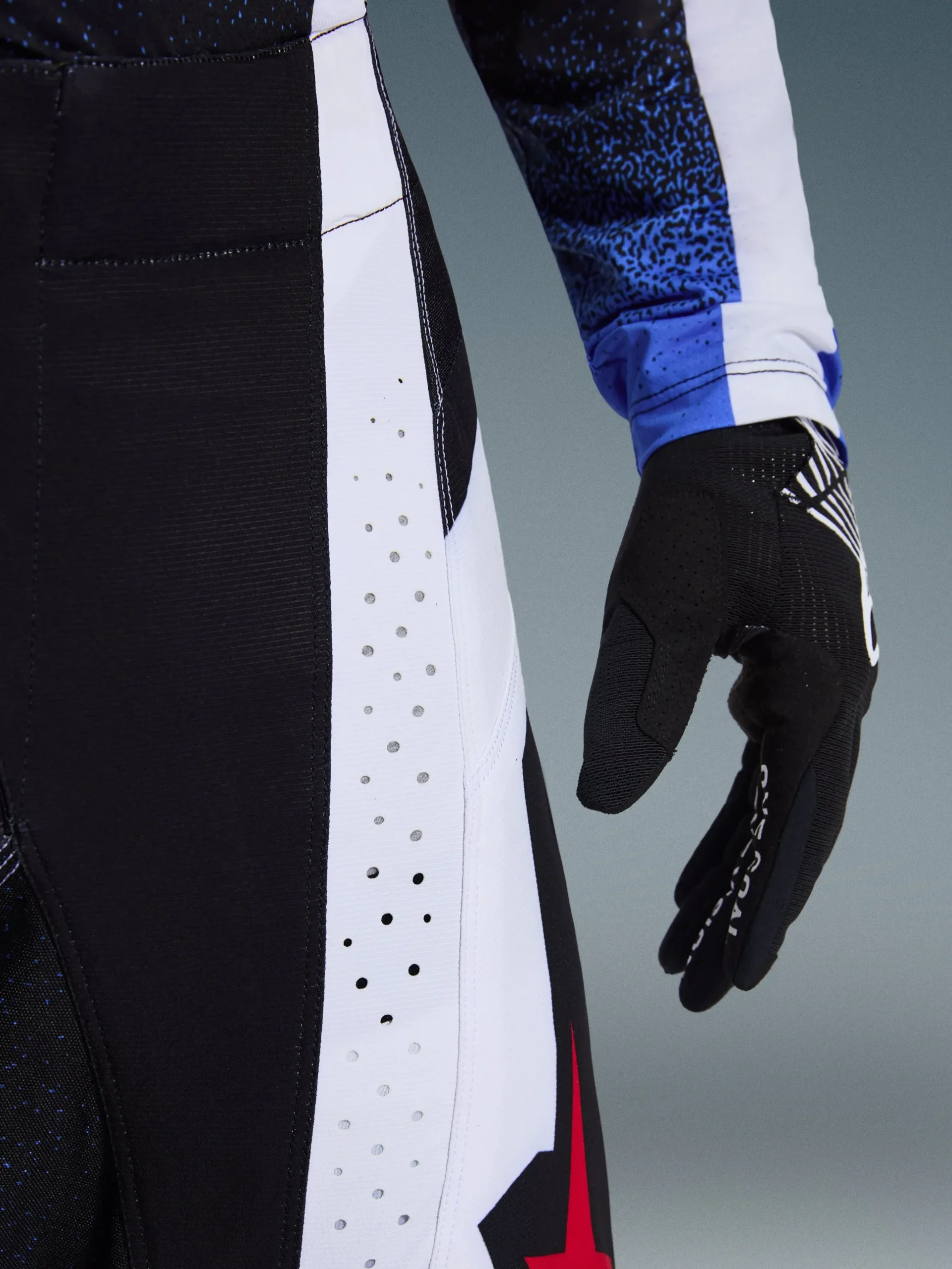 2026 Techstar Knif Pants