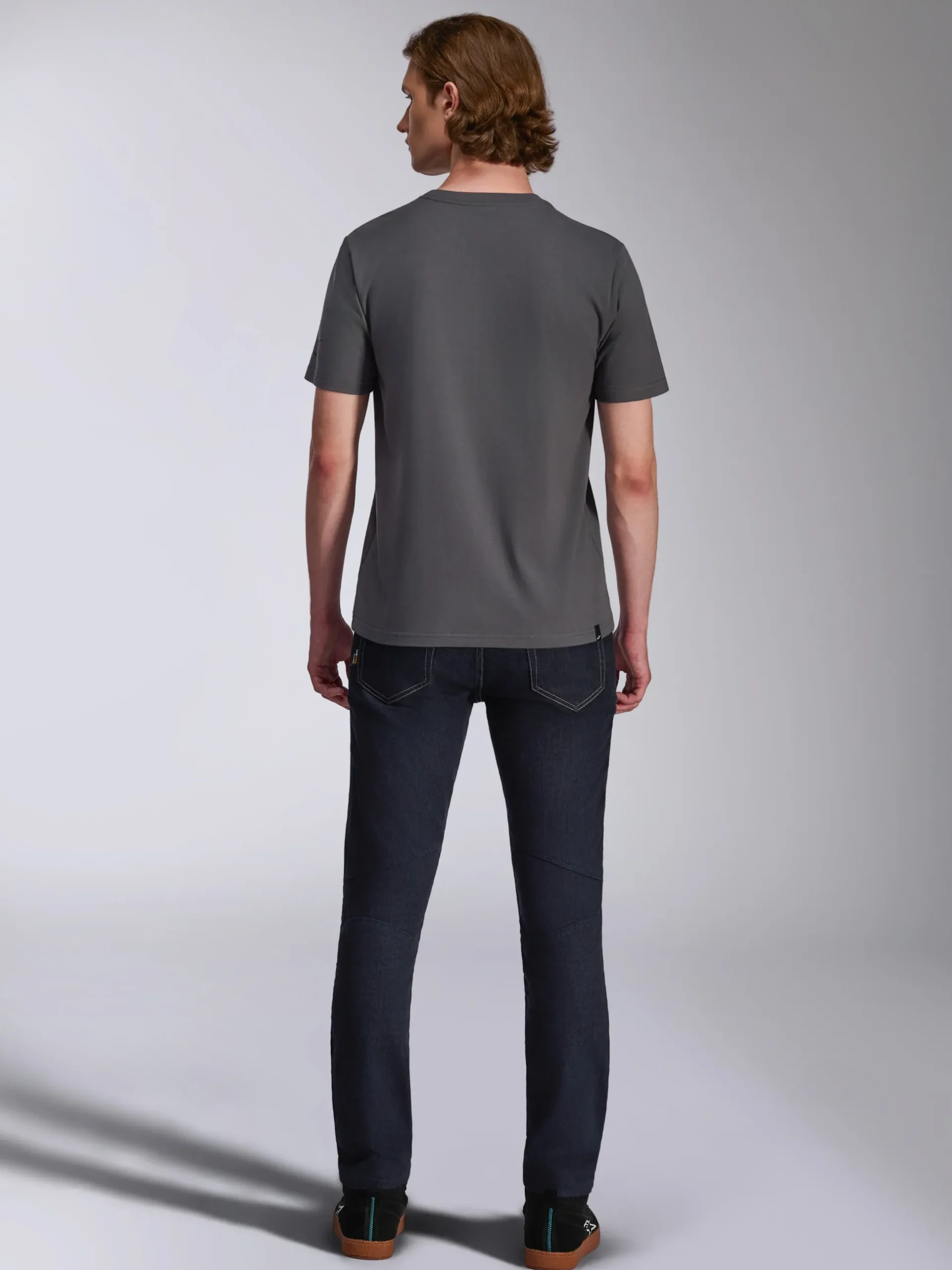 Waving CSF Tee - Short Sleeve