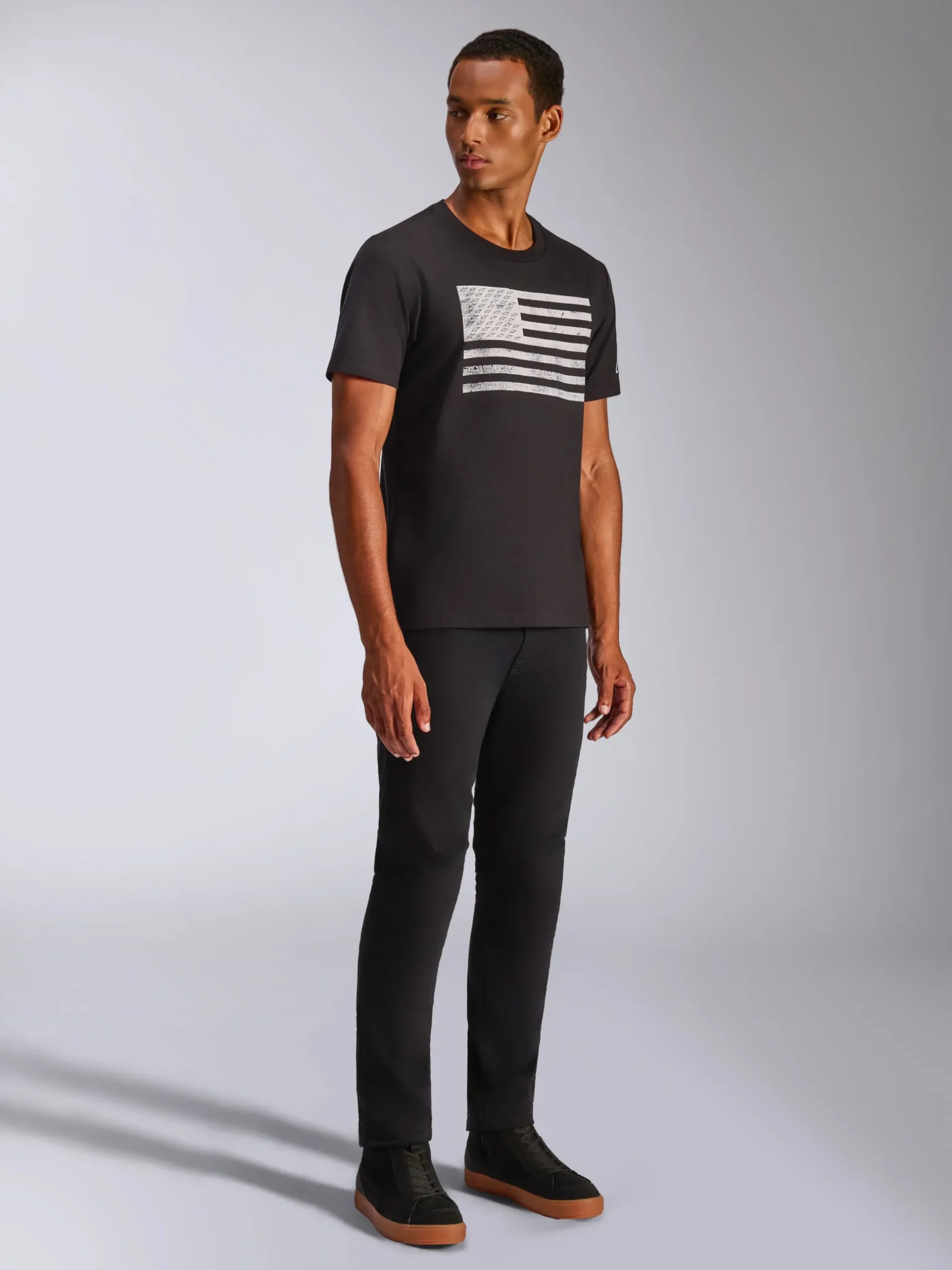Waving CSF Tee - Short Sleeve